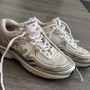 Chanel White and Silver trainer Sneakers Sz 39